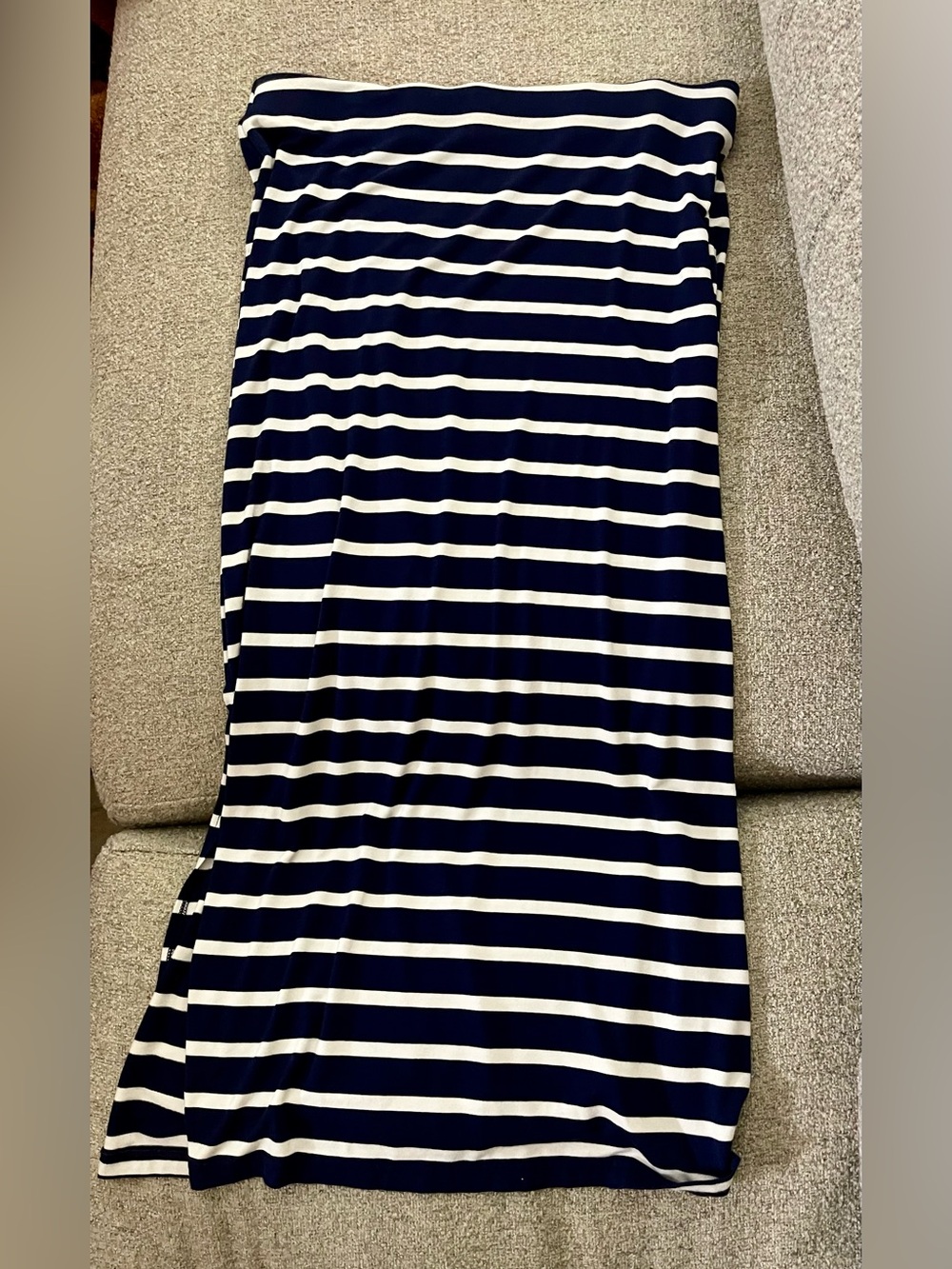 Old Navy — Navy Blue & White Striped Long Maxi Skirt Size Large
